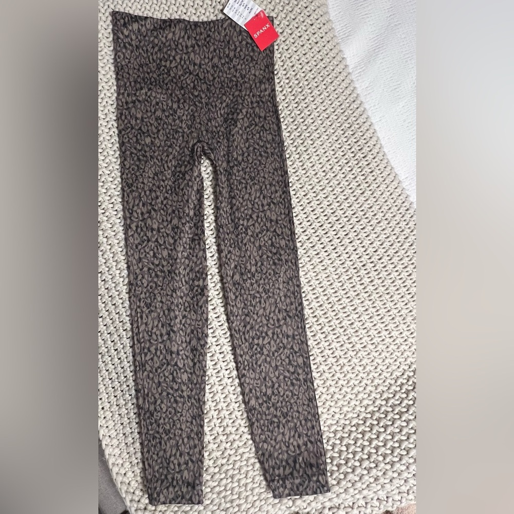 SPANX Leopard Print Leggings in Brown and Black